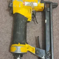 میخ کوب  منگنه کوب سوماک  ابزار نجاری ام دی اف