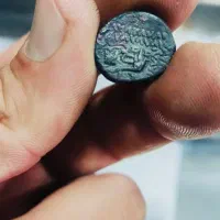 سه تا سکه باستانی