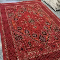 فرش ۷۸۰۰ لاکی و سبز ۷۰۰شانه ۶و۹و۱۲ متری دارد