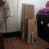 یک تخت دو نفر تمیز