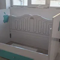 تخت کودک طرح اپل|تخت و صندلی بچه|آوج, |دیوار