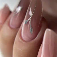 تخفیف خدمات و آموزش ناخن این هفته