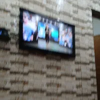 دو عدد تلویزیونlcd ۴۰ اینچ و هایسنس