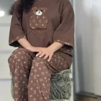 انواع شال و مانتو ،تیشرت،کراپ،بادی،