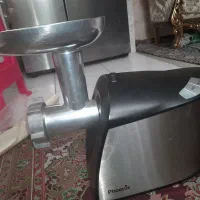 چرخ گوشت ۱۳۰۰وات فونیکس نو مناسب جهیزیه