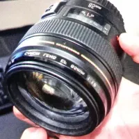 لنز کنون ۸۵ 85mm f1.8