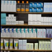 استخدام در گالری محصولات پوستی