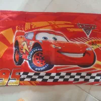 روبالشی و پارچه کوسن طرح مک کویین