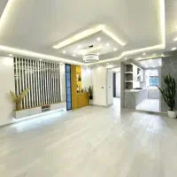 ۴۵متر/تکواحد/طبقه اول/سالن مربع/سالن پرده خور