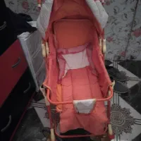 کالسکه بچه قیمت رو کم زدم که ببرن استفاده کنن