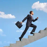 کارمند اداری