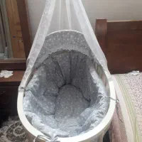 گهواره کودک|تخت و صندلی بچه|اصفهان, خواجو|دیوار