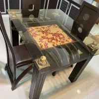 میز۴نفره و سه صندلی ناهارخوری