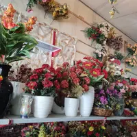 واگذاری گلدان و گل های مصنوعی|گل مصنوعی|شیروان (خراسان), |دیوار