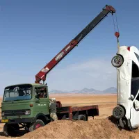 اجاره جرثقیل و بالابر خاور ۳ تن دکل بلند