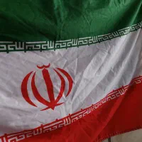 پرچم ایران با دسته چوبی