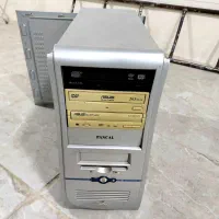 کیس کامپیوتر قدیمی