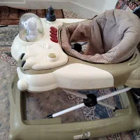 روروک سالم سالم‌|کالسکه و لوازم جانبی|میانه, |دیوار