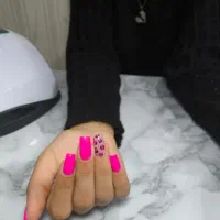 نیازمند چند مدل ناخن جهت تکمیل آلبوم