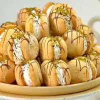 فروشنده قنادی آقا