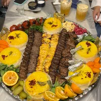 استخدام فوری ظرفشور و پیک و راننده با خودرو