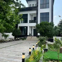 ویلاتریبلکس-منطقه-جوربند-دور-دریاچه