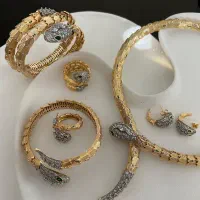 ست بولگاری زیبا کاملا مشابه با طلا ‌رنگ ثابت