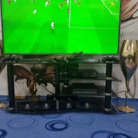 میز تلویزیون گلس طرح دار