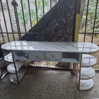 میزناخن کاری|آرایشگاه و سالنهای زیبایی|رشت, امین الضرب|دیوار