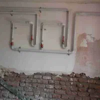 لوله کش گاز  آب فاضلاب  پگیج