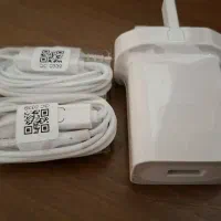 هندزفریو شارژر  فابریک داخل جعبه  آک بند