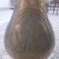 گلدان|کلکسیون اشیاء عتیقه|خرمشهر, |دیوار