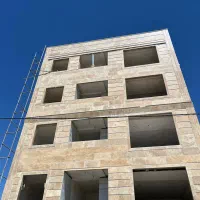 پیش فروش /خیابان شهید بهشتی /90متری /تحویل ۱ماهه