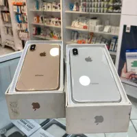 ایفون xs در حد نو واقعی
