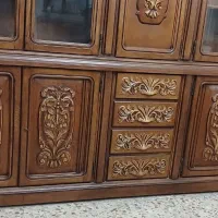 بوفه ویترین کلاسیک قدیمی|بوفه، ویترین، کنسول|تهران, قلهک|دیوار