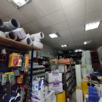 مغازه-سقف-بلند-بر-اصلی-خیابان-دهنه-بزرگ