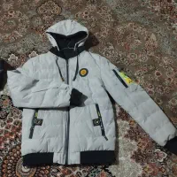 کاپشن در حدنو|لباس|چهارباغ, |دیوار