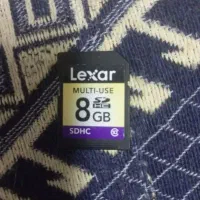 کارت حافظه لکسار سالم ۸گیگ