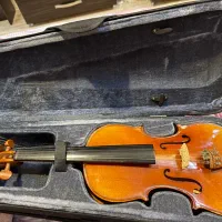 ویولون در حد نو