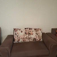 مبل راحتی|مبلمان خانگی و میز عسلی|شیراز, فرهنگ شهر|دیوار