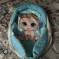 دوشک اغوشی و بالش فرم سر نوزاد