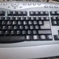 کیبرد با سیم