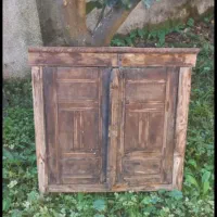 پنجره  چوبی قدیمی و عتیقه