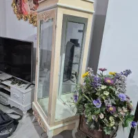 ویترین کاملا نو و سالم|بوفه، ویترین، کنسول|اصفهان, فرح آباد|دیوار