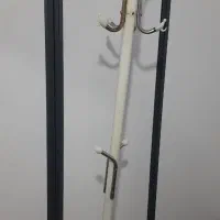 چوب لباسی ایستاده