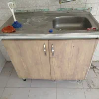 سینک وآبچکان فلزی