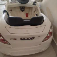 ماشین شارژی دارای  شارژر باتری تازه تعویض شده