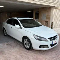 جک J5 اتومات 1800cc تمام فابریک