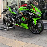 کاوازاکی نینجا چهارسیلندر ZX-25R فول درحد خشک 1402