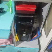یک دستگاه کامپیوتر با لوازم جانبی|قطعات و لوازم جانبی رایانه|شیراز, شهرک سراج‎|دیوار